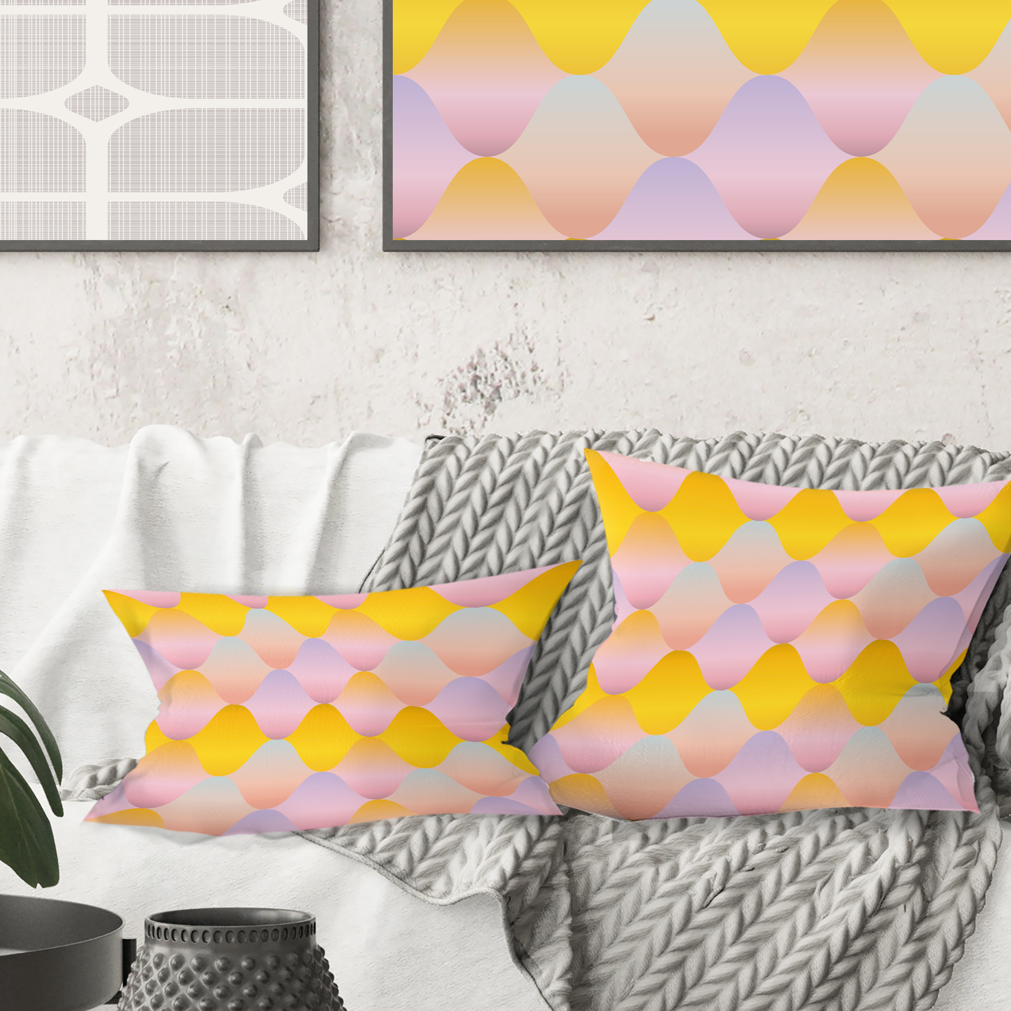 Designart Golden Geometrical Diamond Pattern II' Mid-Century Modern Throw Pillow - 18x18
