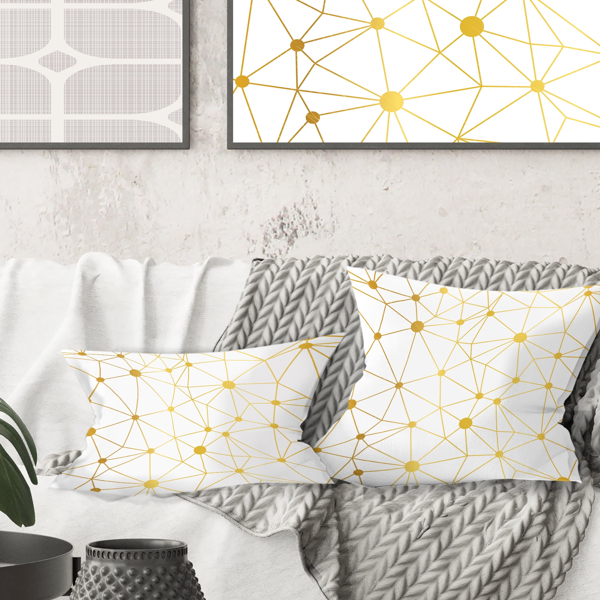 Designart Golden Grid I' Mid-Century Modern Throw Pillow - 18x18