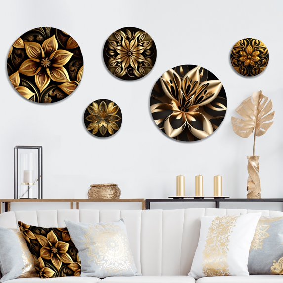 Designart "Golden Lily On Black II" Floral Lily Metal Wall Art Set of 5 Piece