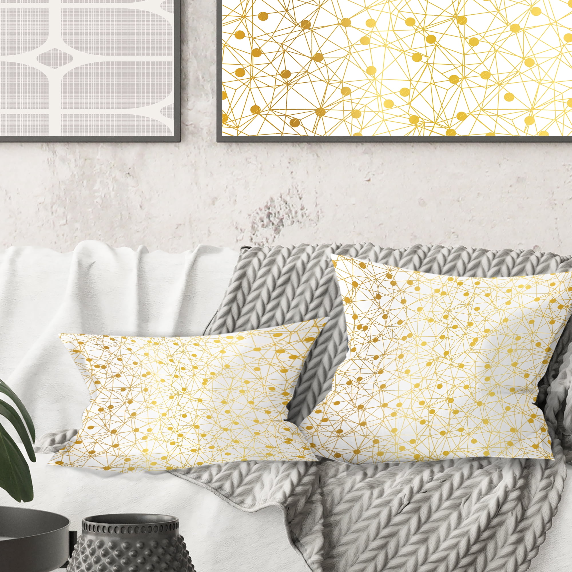 Designart Golden Maze II' Mid-Century Modern Throw Pillow - 18x18