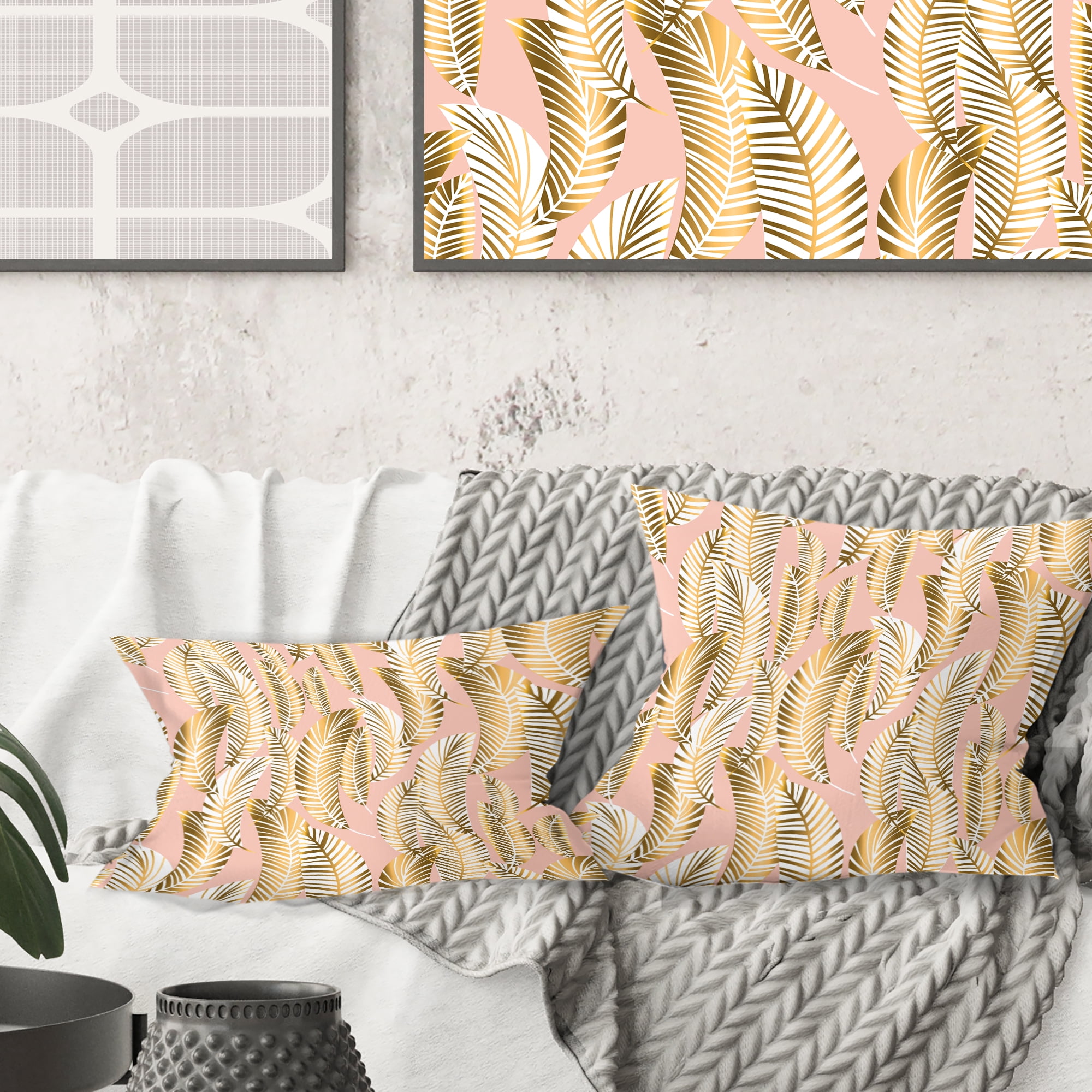 Designart Golden Palm Leaves I' Mid-Century Modern Throw Pillow - 18x18