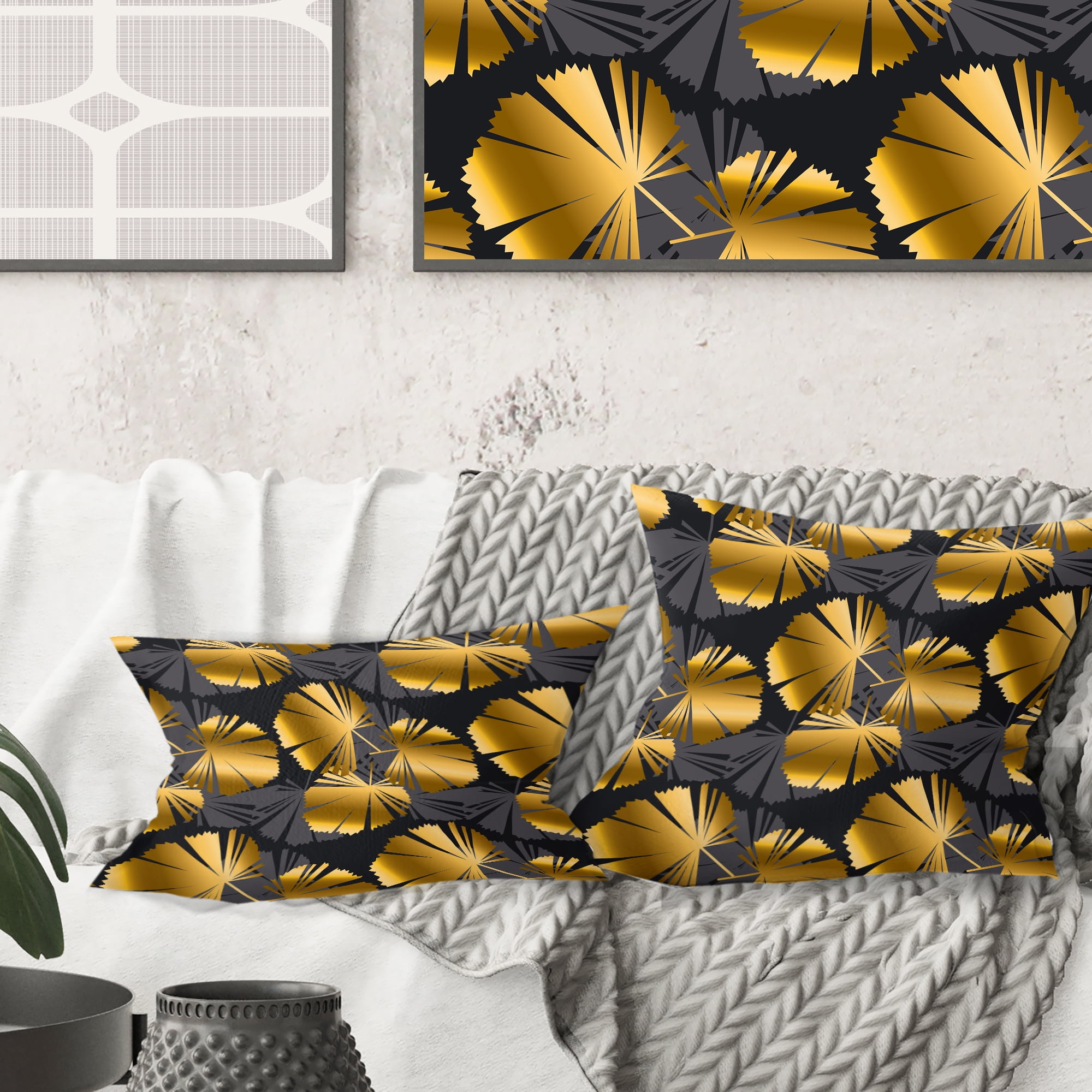 Designart Golden Palm Leaves III' Mid-Century Modern Throw Pillow - 16x16