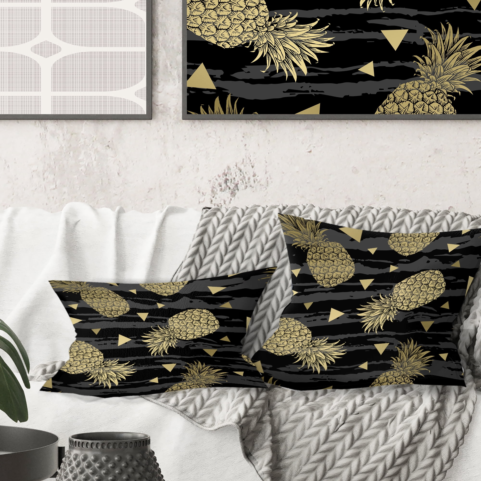 Designart Golden Pineapple On Black' Mid-Century Modern Throw Pillow - 18x18