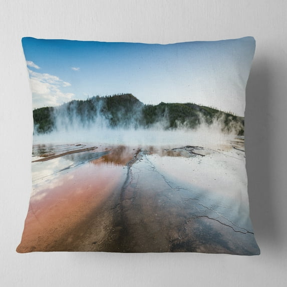 Designart Grand Prismatic Spring at Sunset - Seashore Throw Pillow - 16x16