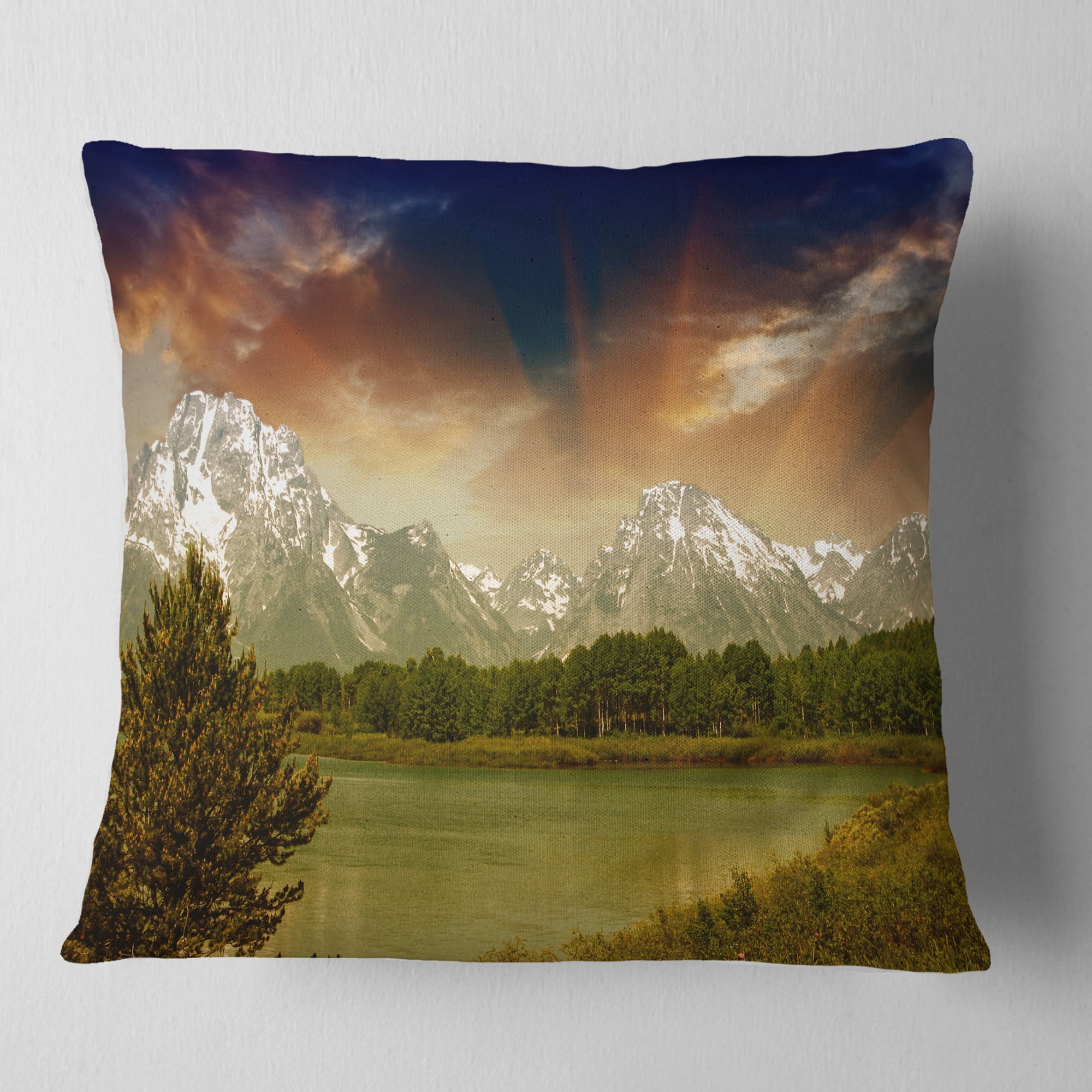Designart Grand Teton National Park - Landscape Printed Throw Pillow - 18x18