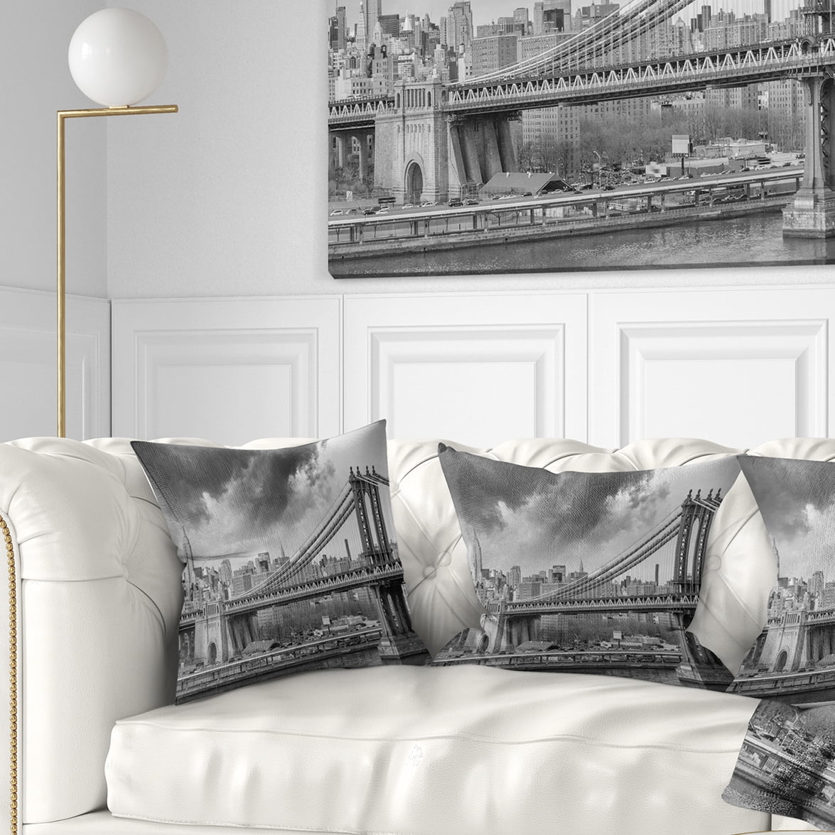 Designart Gray Manhattan Skyline - Cityscape Photography Throw Pillow - 16x16