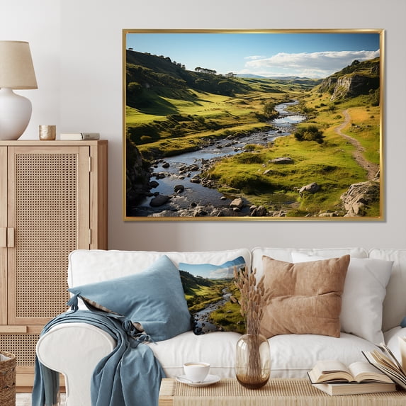 Designart "Green Blue North Dakota horizon" Landscapes Floater Framed Wall Art Living Room