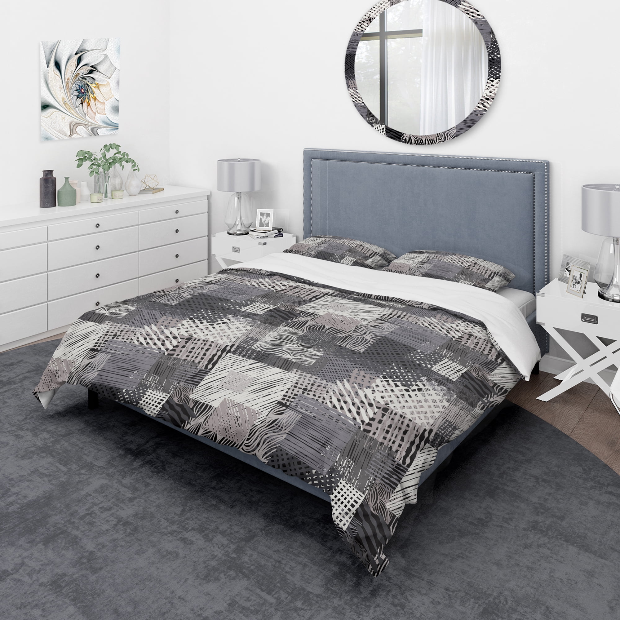 Designart 'Handdrawn vintage lines in shades of gray' Vintage Duvet Cover Set