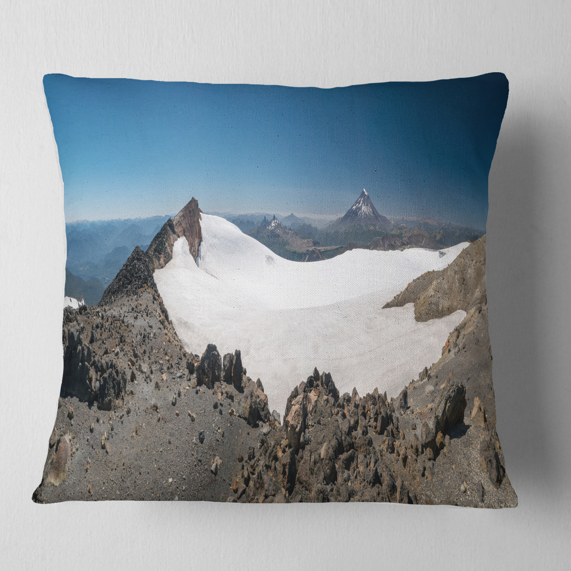 Designart Hiking to Vulkan Quetrupillan - Landscape Printed Throw Pillow - 18x18