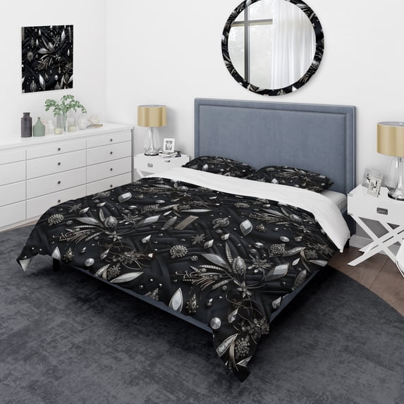 Designart "Hollywood Diamond Glamour In Monochrome" Black Glam Bedding Covert Set - Glam Bed Set With 2 Shams