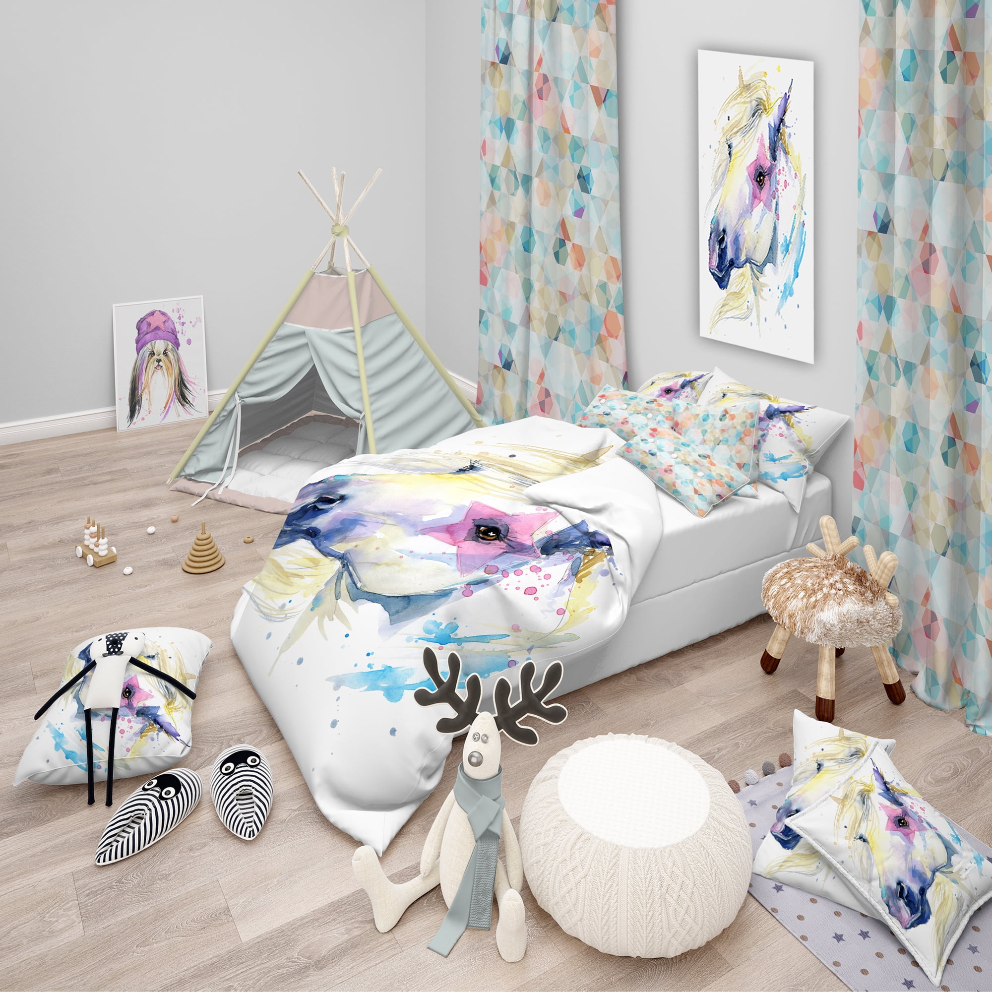 Designart 'Horse Illustration with Splash' Modern & Contemporary Duvet Cover Set