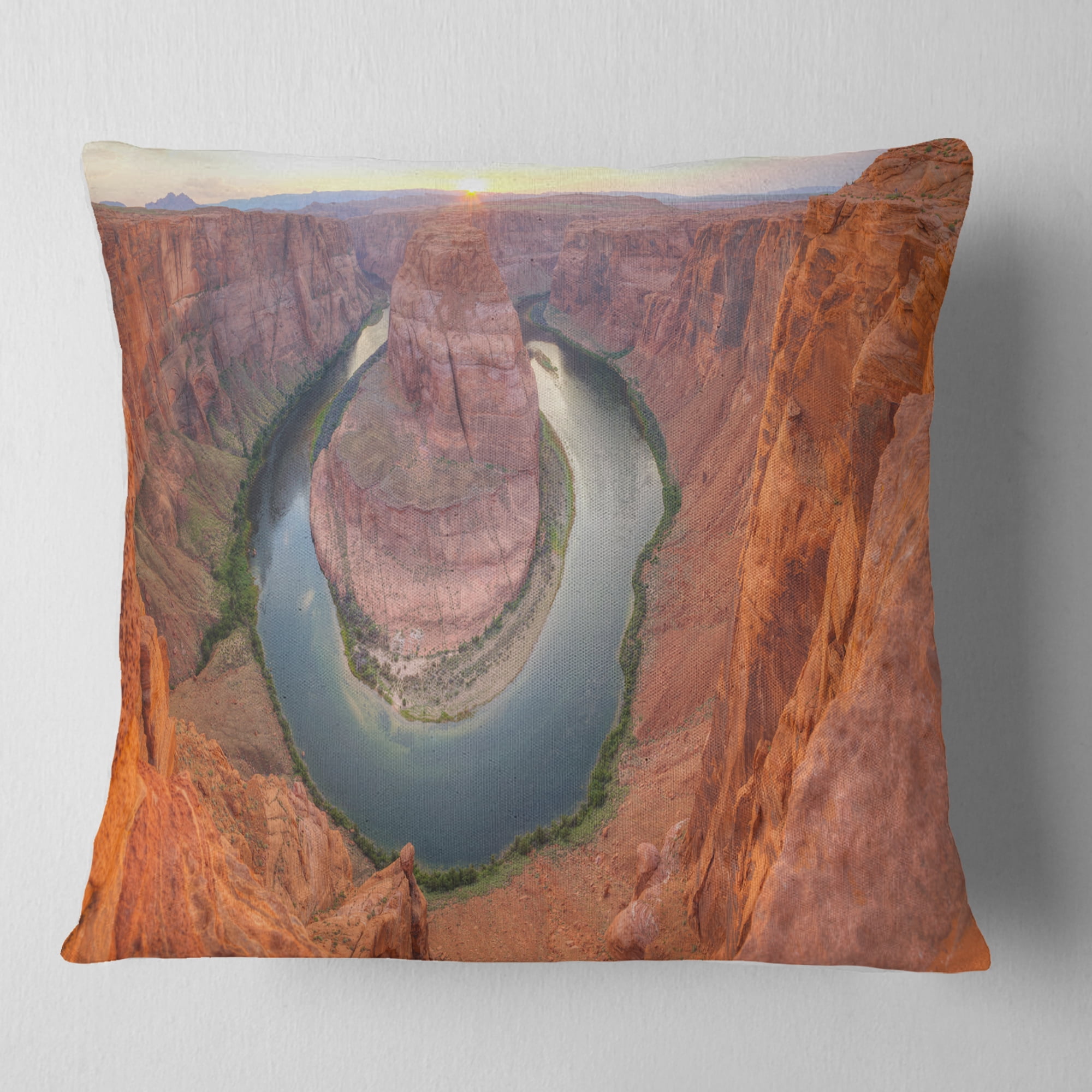 Designart Horseshoe Bend Arizona Panorama - Landscape Printed Throw Pillow - 16x16