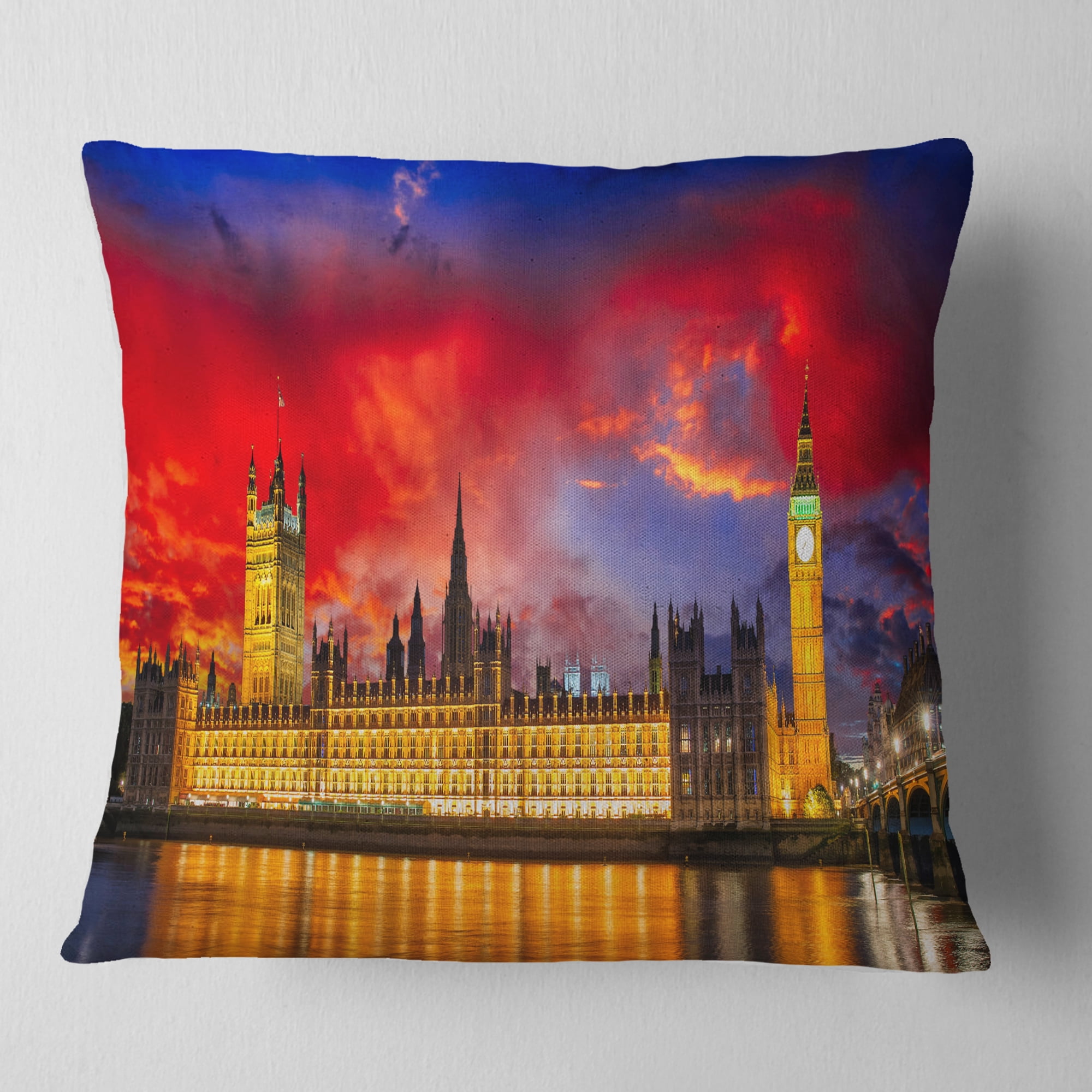 Designart House of Parliament at River Thames - Modern Cityscape Throw Pillow - 16x16