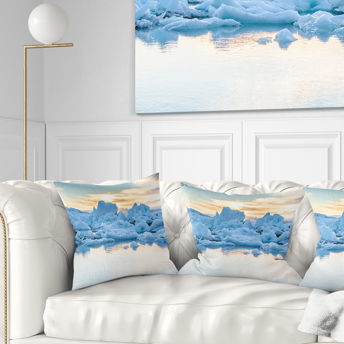 Designart Icebergs in Glacier Lagoon - Seascape Throw Pillow - 16x16