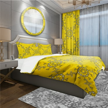 Designart 'Indian Vintage Mandala Pattern' Bohemian & Eclectic Duvet Cover Set