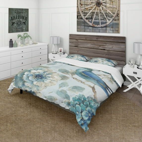 Designart 'Indigold Watercolor Lovely bird II' Cottage Duvet Cover Set