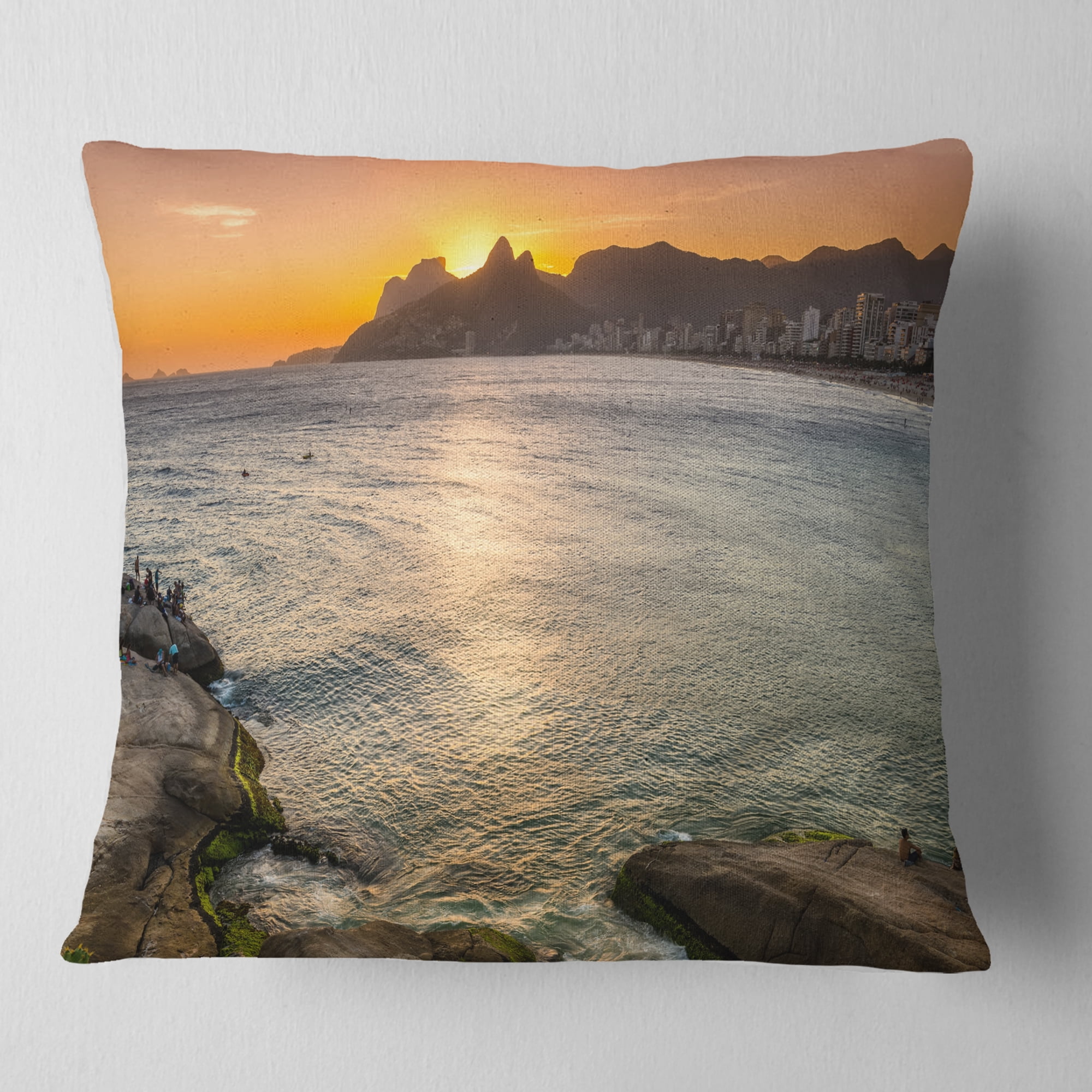 Designart Ipanema in Rio de Janeiro Sunset - Seascape Throw Pillow - 16x16