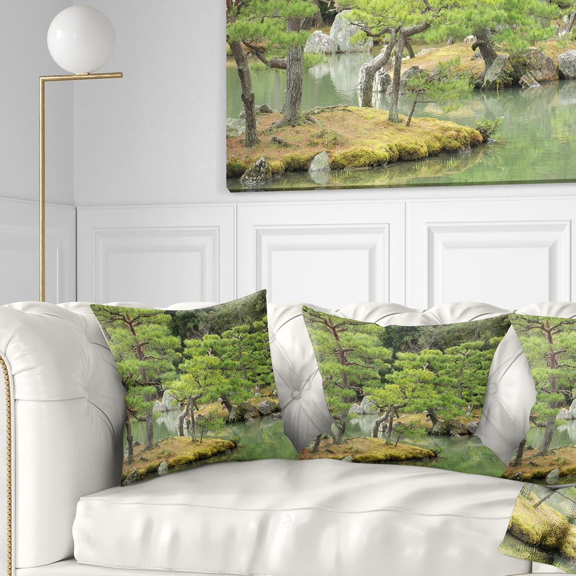 Designart Japanese Garden in Early Autumn - Landscape Photography Throw Pillow - 16x16