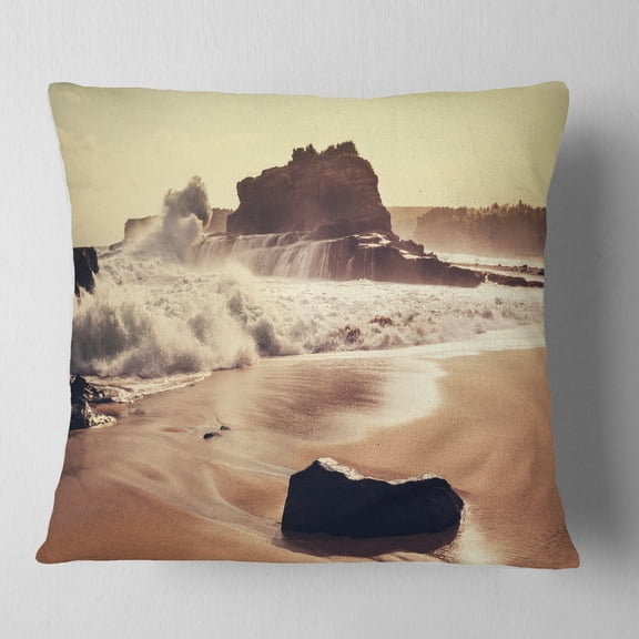 Designart Java Beach with Foaming Waters - Seashore Throw Pillow - 18x18