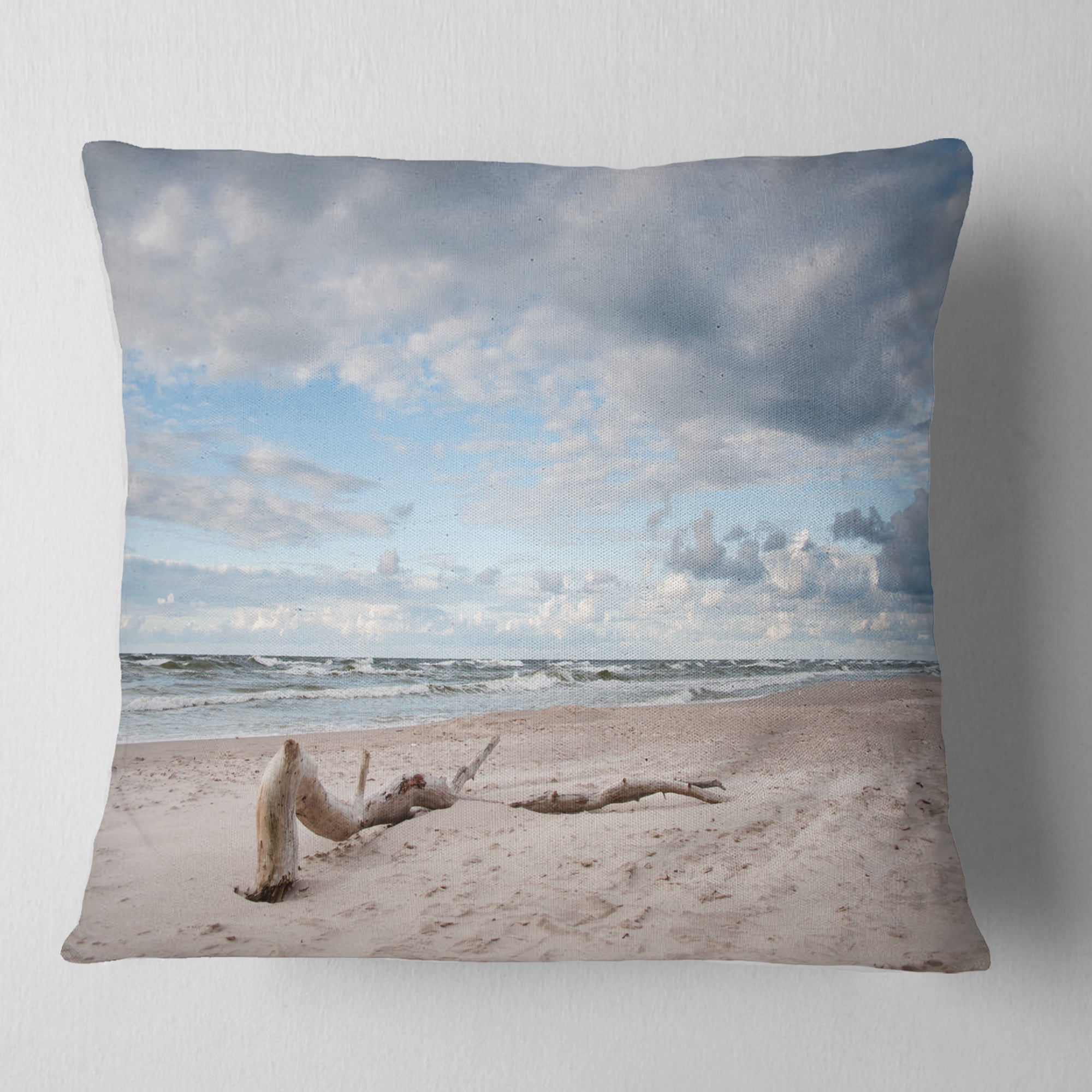 Designart Large Piece of Wood on Beach - Modern Seascape Throw Pillow - 16x16