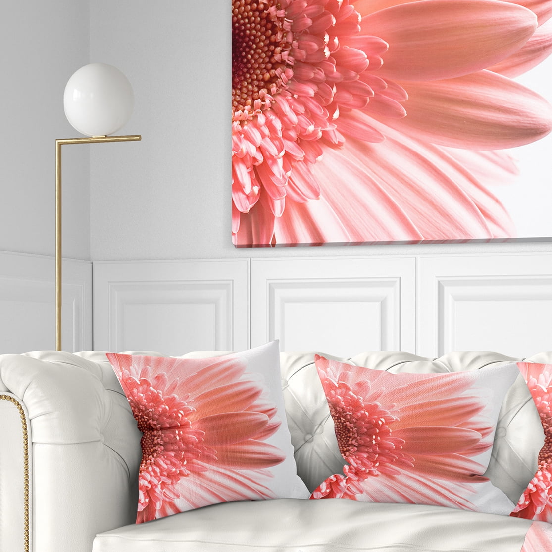 Designart Large Pink Daisy Flower Petals - Floral Throw Pillow - 18x18