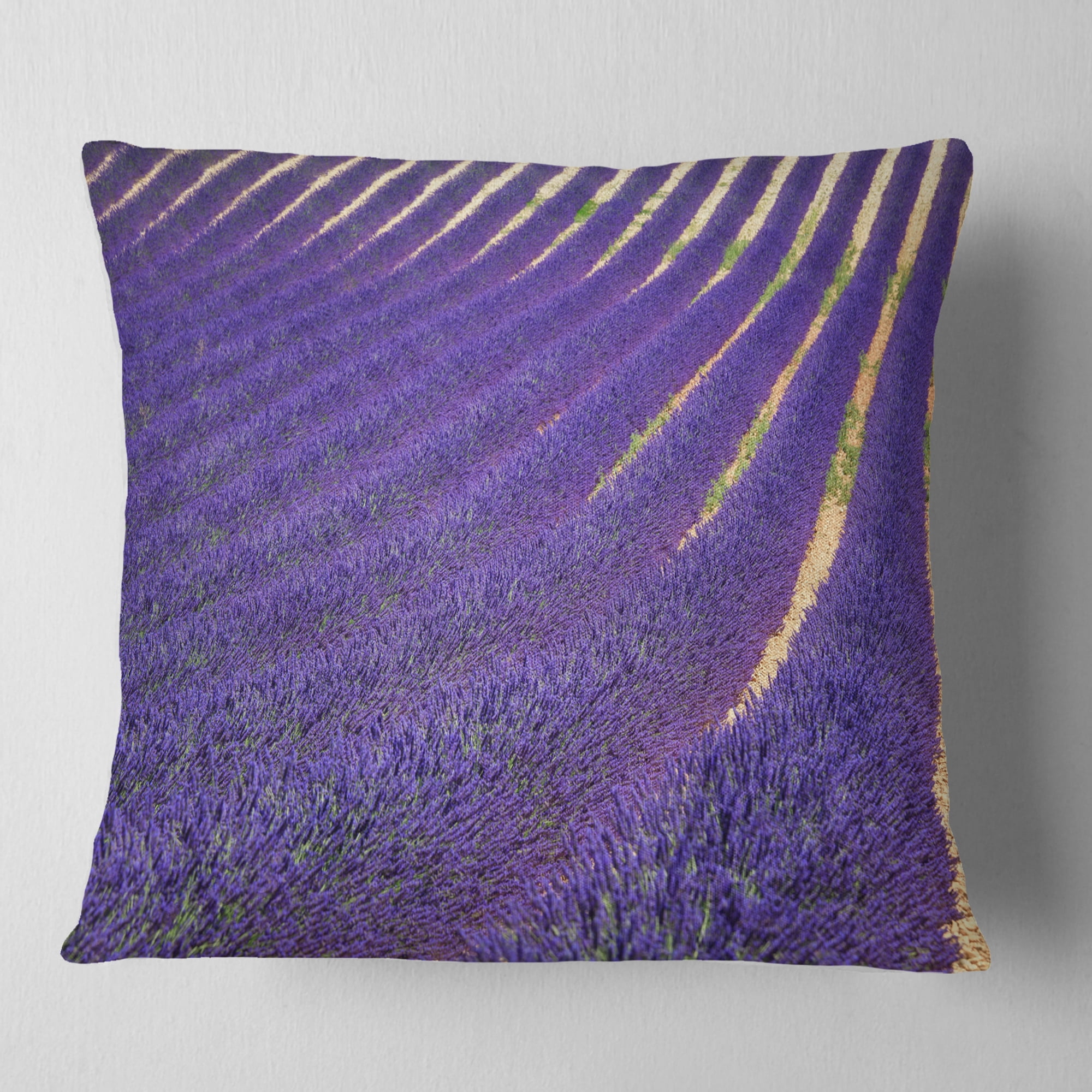 Designart Lavender Blooming Fields as Texture - Landscape Wall Throw Pillow - 18x18