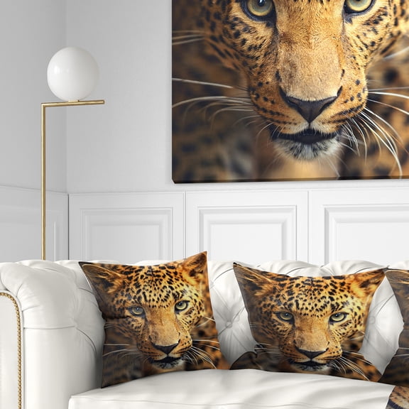 Designart Leopard Face Close Up - Abstract Throw Pillow - 18x18