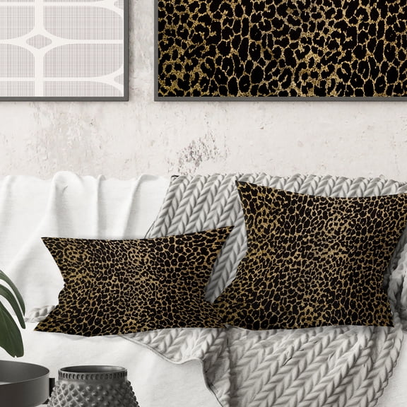 Designart Leopard Fur Safari V' Mid-Century Modern Throw Pillow - 16x16