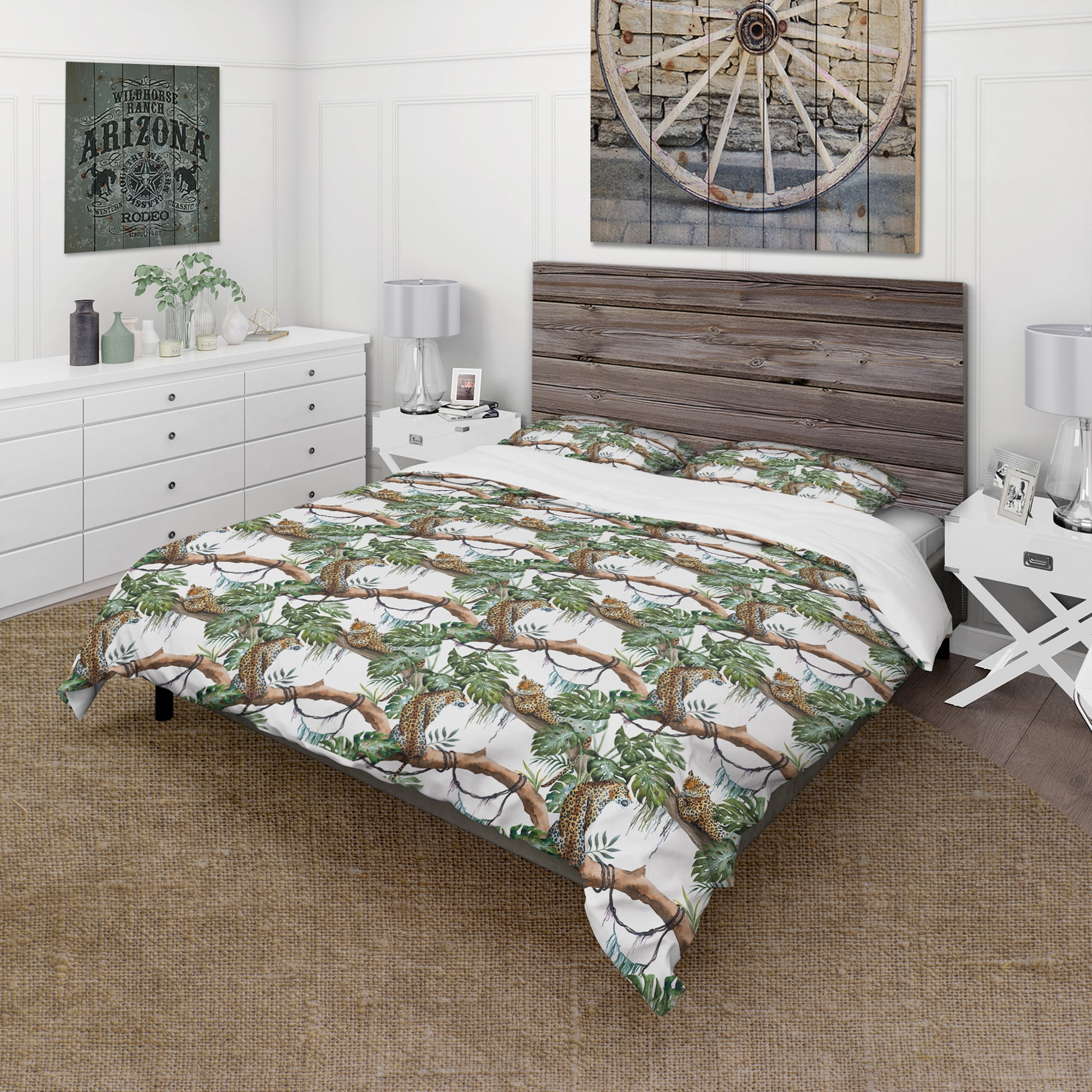 Designart 'Leopard Resting on Brench Watercolor' Animals Duvet Cover Set