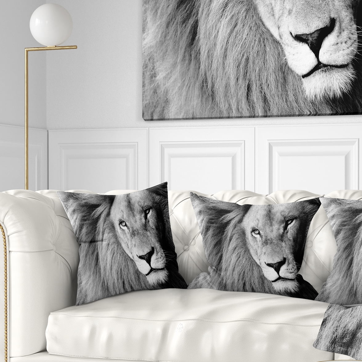 Designart Lion Head in Grey - Animal Throw Pillow - 18x18
