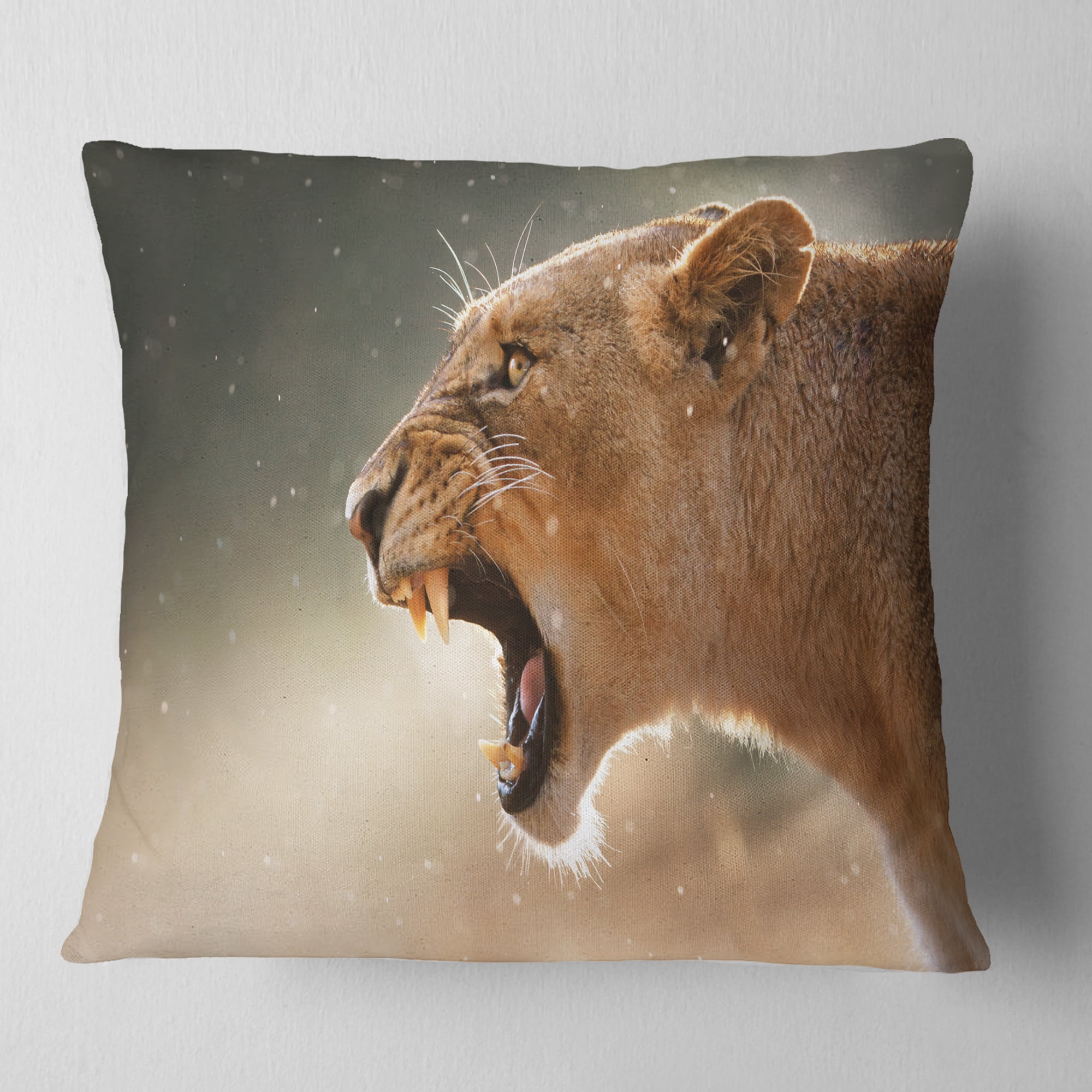 Designart Lion Showing Dangerous Teeth - African Throw Pillow - 18x18