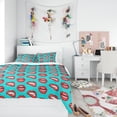 thumbnail image 1 of Designart 'Lips Pattern in Retro Pop Art Style' Modern Teen Duvet Cover Set, 1 of 4