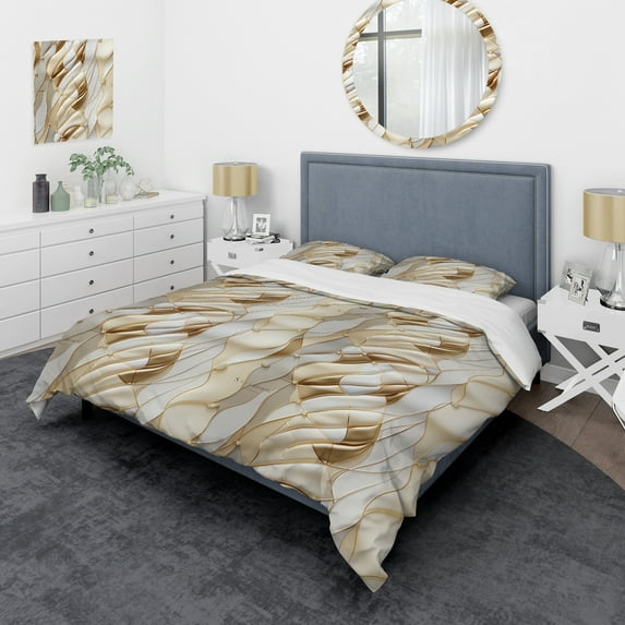 Designart "Luxurious Marble Swirls In Gold And White I" Marble Bedding Covert Set - Glam Bed Set With 2 Shams
