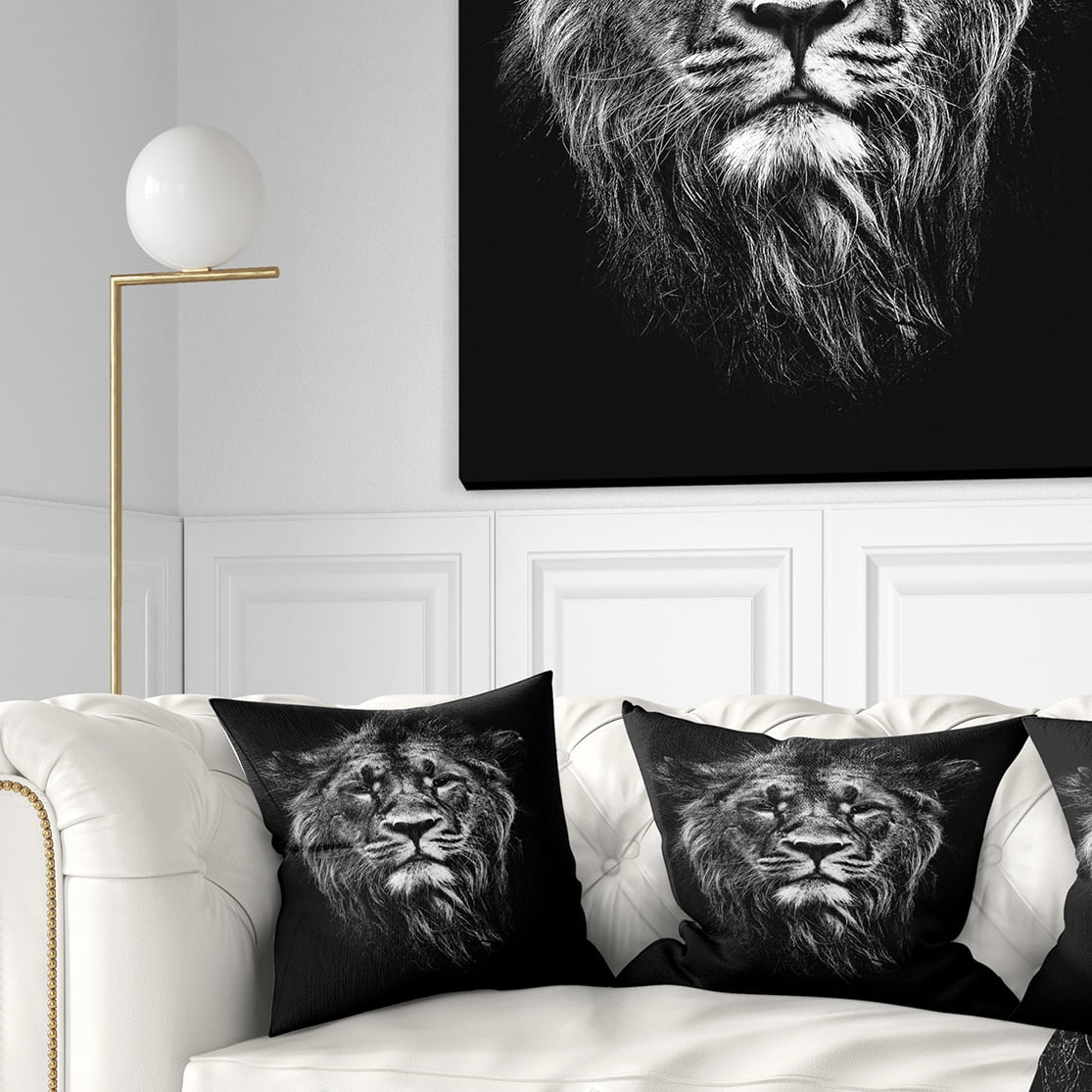 Designart Male Asiatic Lion - Animal Throw Pillow - 18x18