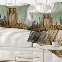 Designart Manhattan Bridge in New York Brown - Cityscape Throw Pillow - 12x20