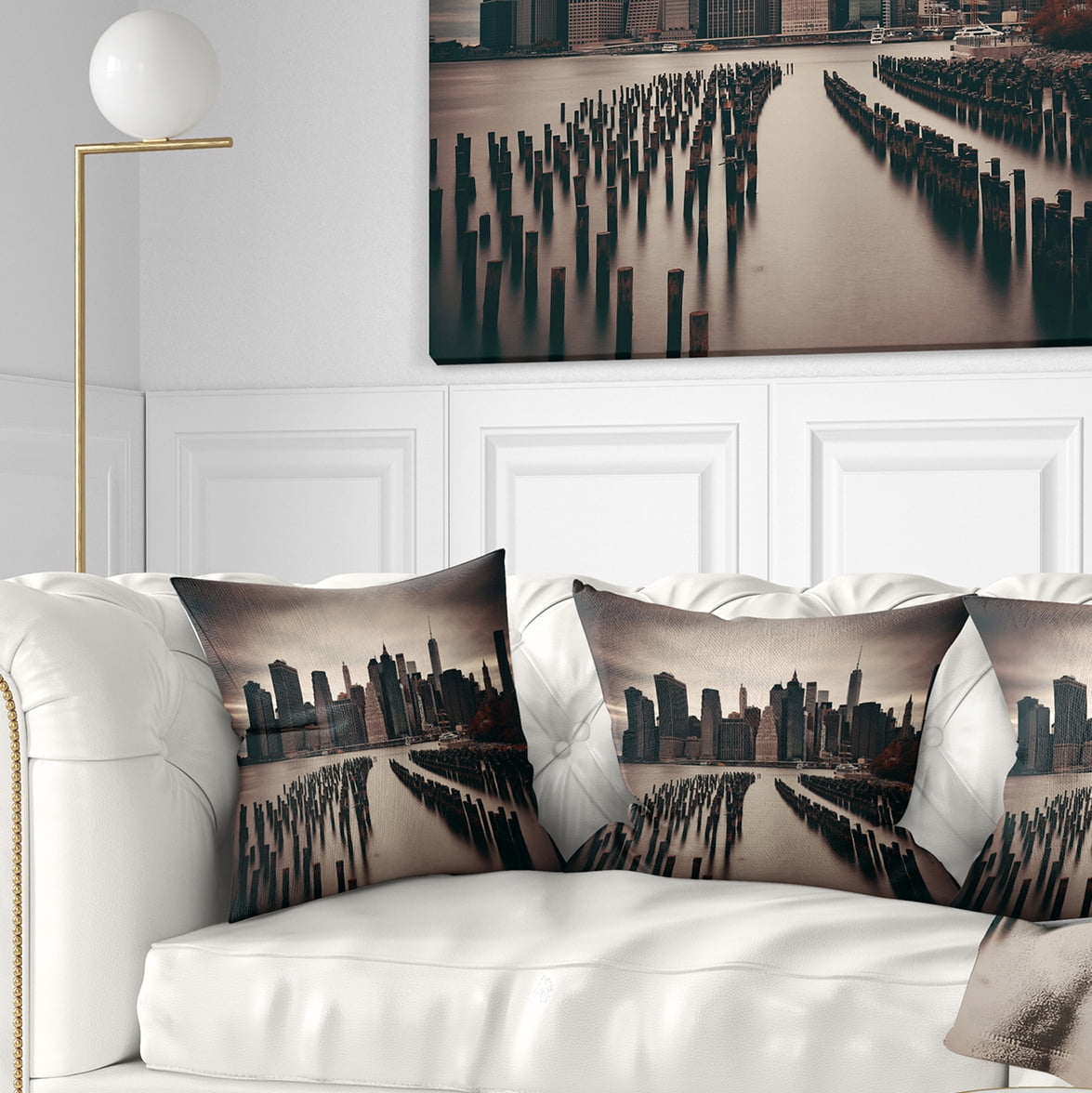 Designart Manhattan Financial District - Cityscape Photo Throw Pillow - 16x16