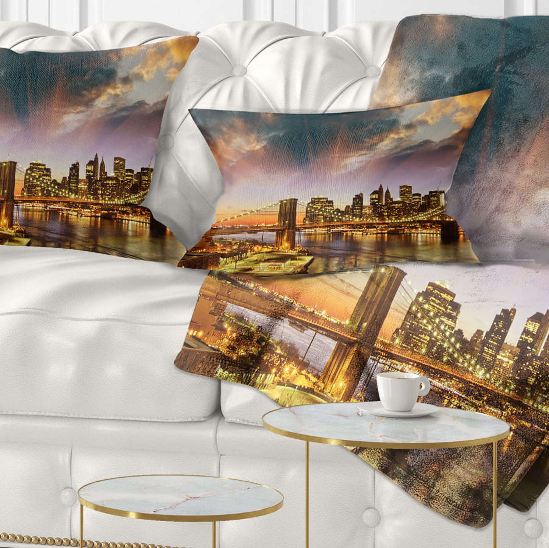 Designart Manhattan at Winter Sunset - Cityscape Photo Throw Pillow - 12x20