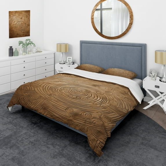 Designart "Maze in Gold" Boho Feather Bedding Covert Set - Traditional Beige Geometric Bed Set With 2 Shams