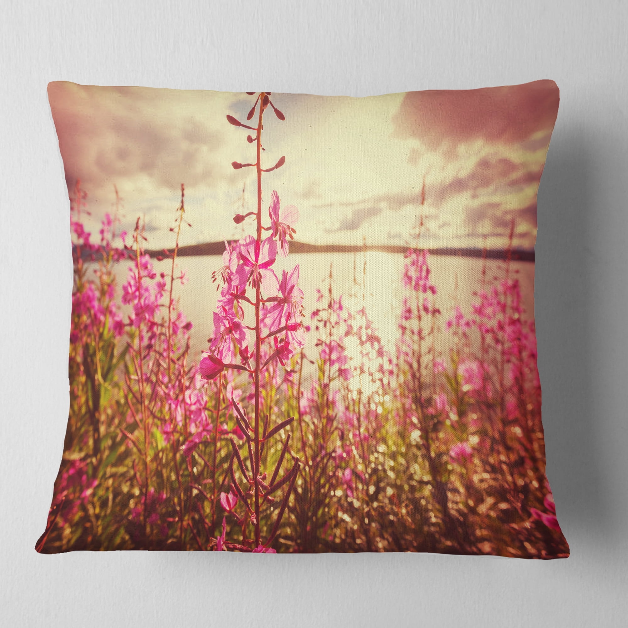 Designart Meadow with Purple Flowers Alaska - Floral Throw Pillow - 18x18