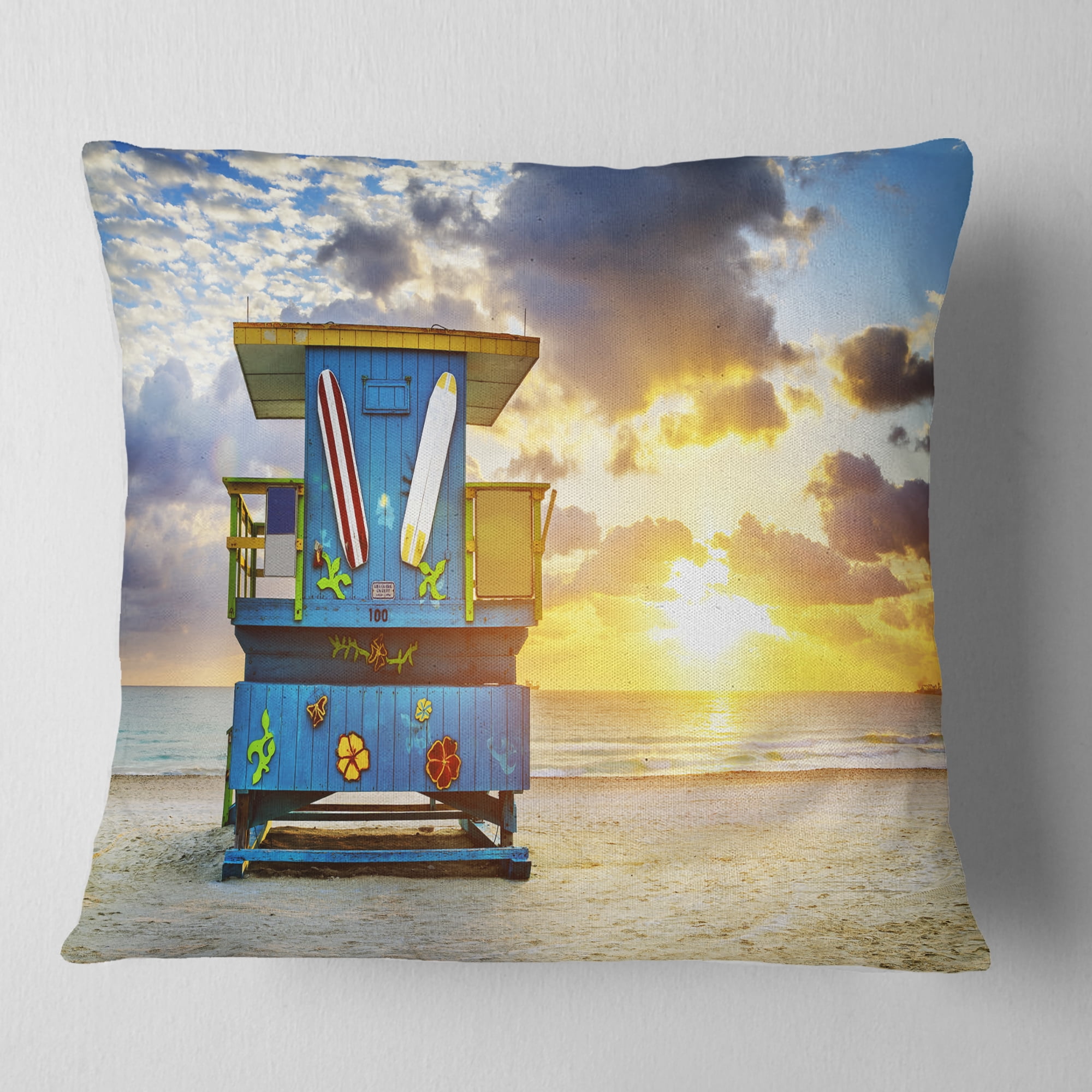 Designart Miami South Beach Sunrise - Seashore Throw Pillow - 16x16