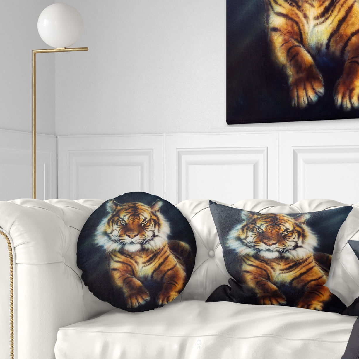 Designart Mighty Tiger - Animal Throw Pillow - 12x20