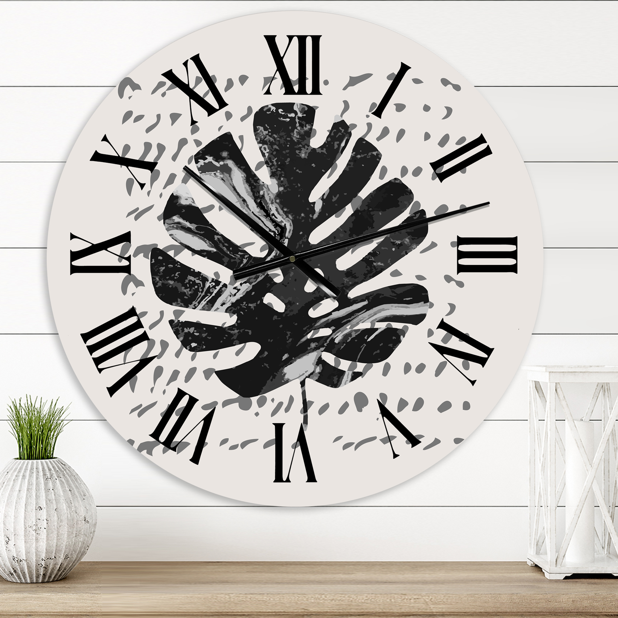 Designart 'Minimal Tropical Palm Leaf On Grunge Texture' Tropical Wall Clock