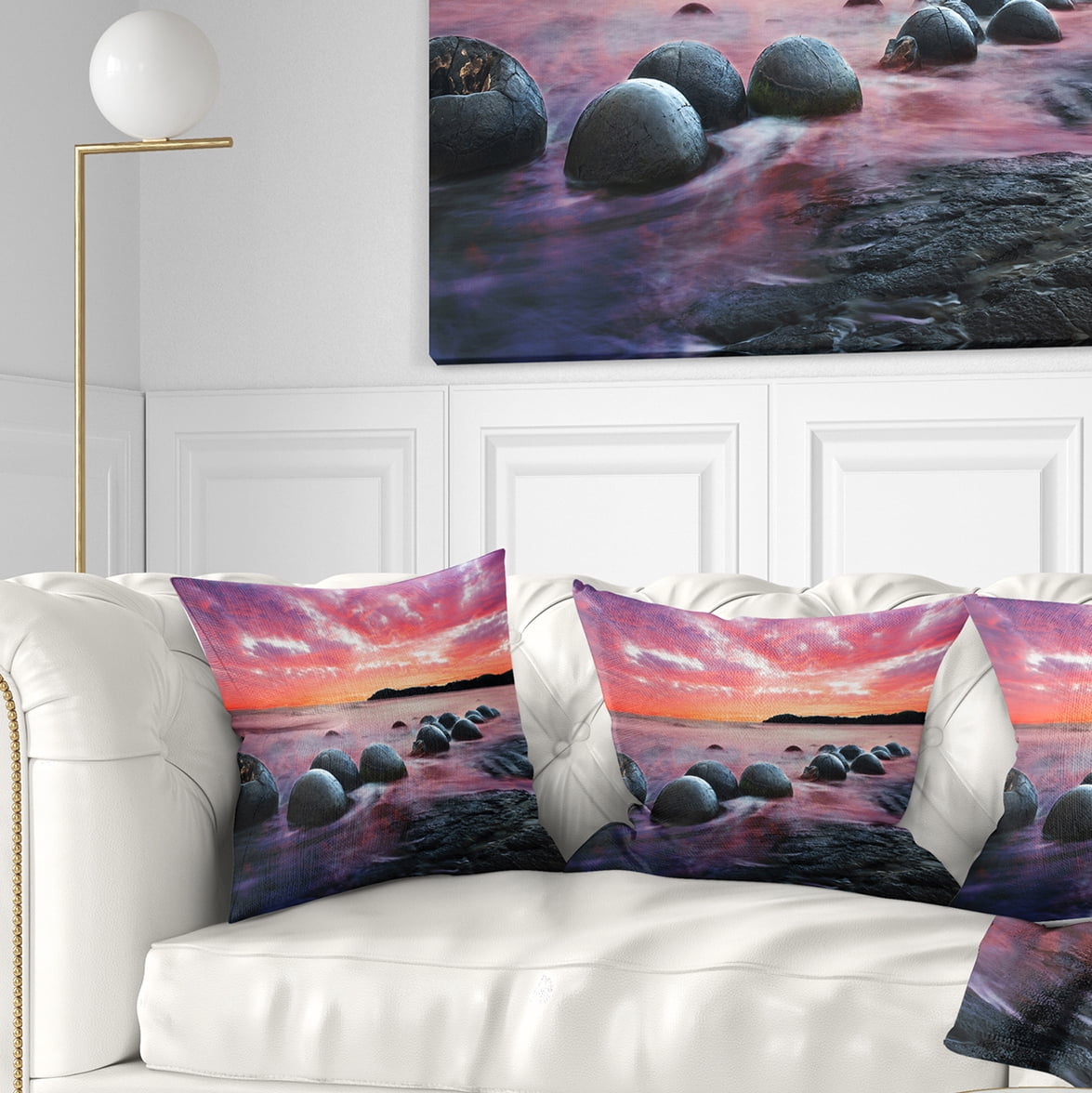 Designart Moeraki Boulders at Sunset - Seashore Photo Throw Pillow - 18x18