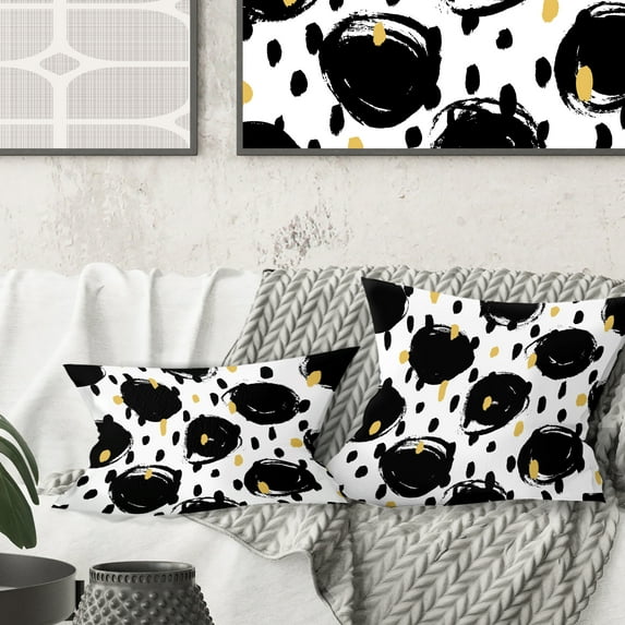 Designart Monochrome Geometric Pattern V' Mid-Century Modern Throw Pillow - 16x16