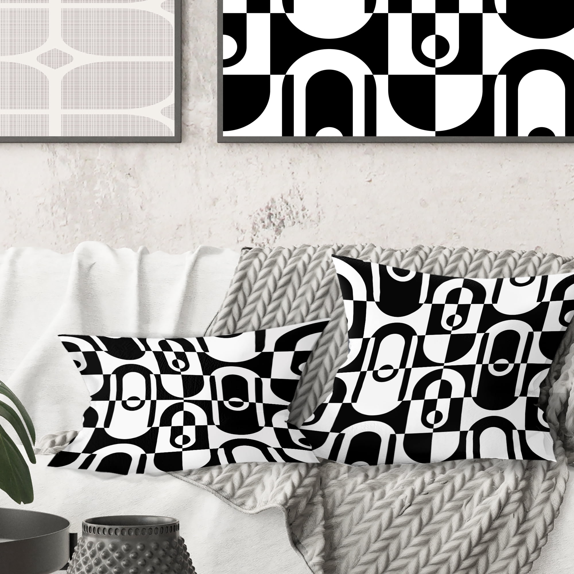 Designart Monochrome Geometric Pattern VIII' Mid-Century Modern Throw Pillow - 16x16