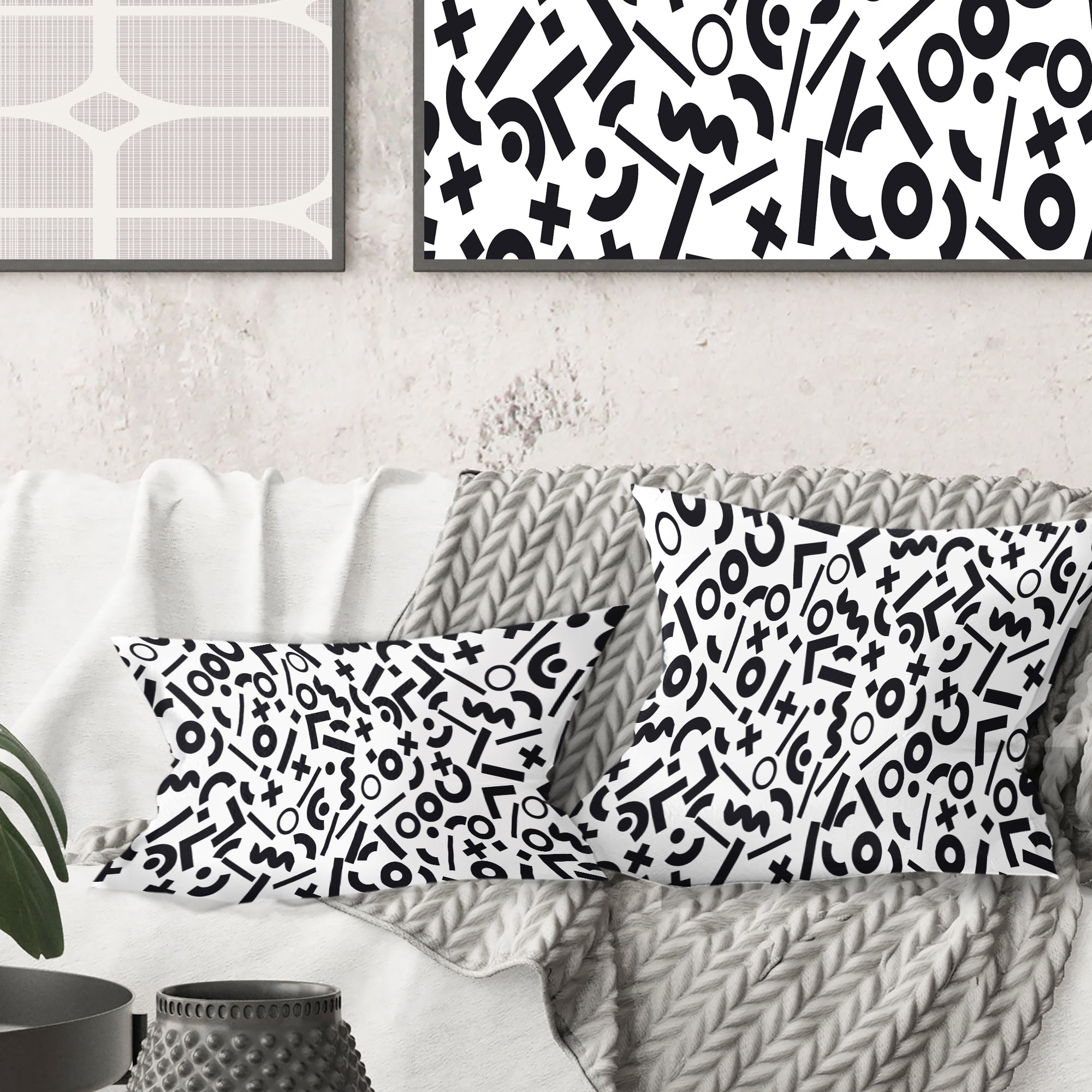 Designart Monochrome Geometric Pattern XIII' Mid-Century Modern Throw Pillow - 16x16