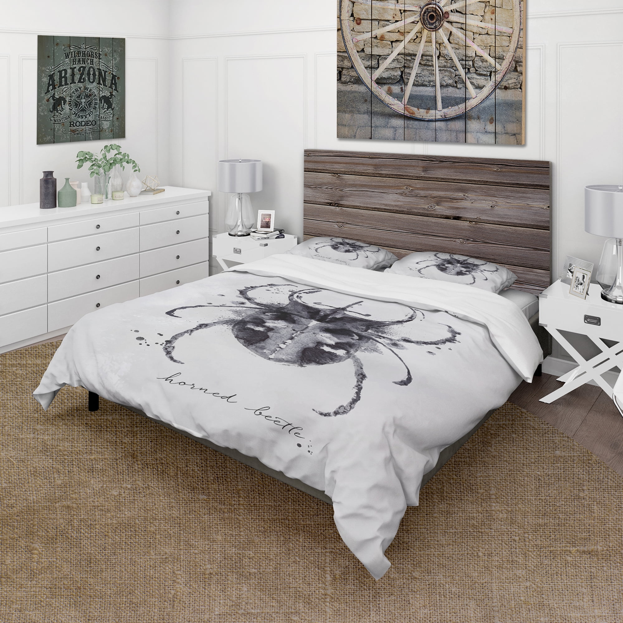 Designart 'Monotype horned beetle black' Animals Duvet Cover Set