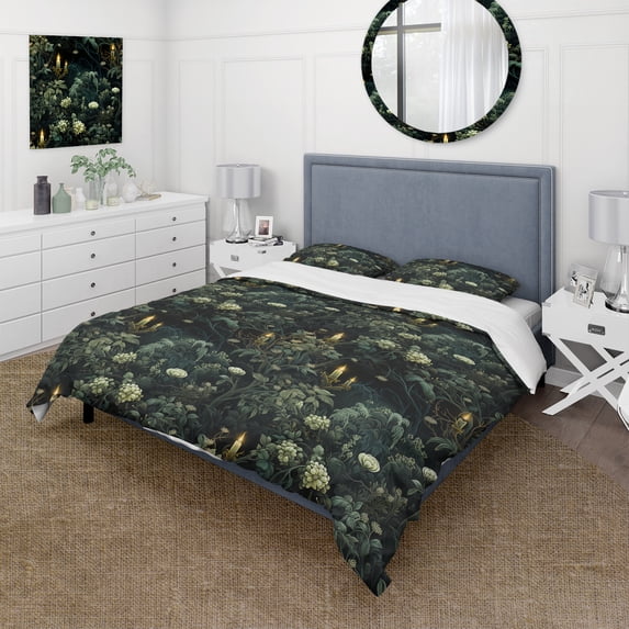Designart "Moody Haunted Nocturne" Green Botanical Bedding Covert Set - Bohemian & Eclectic Bed Set With 1 Sham