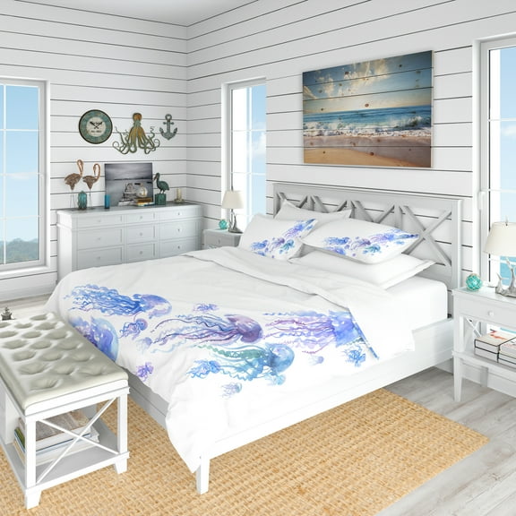 Designart 'Moving Jellyfish Group' Nautical & Coastal Duvet Cover Set