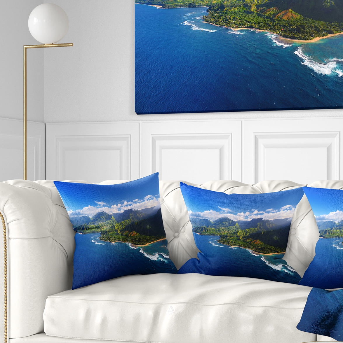 Designart Na Pali Coast Wide View - Beach Photography Throw Pillow - 16x16